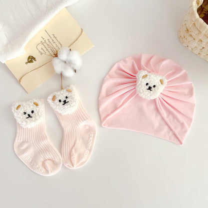 Cute Little Bear Baby Hat and Socks 2-Piece Set