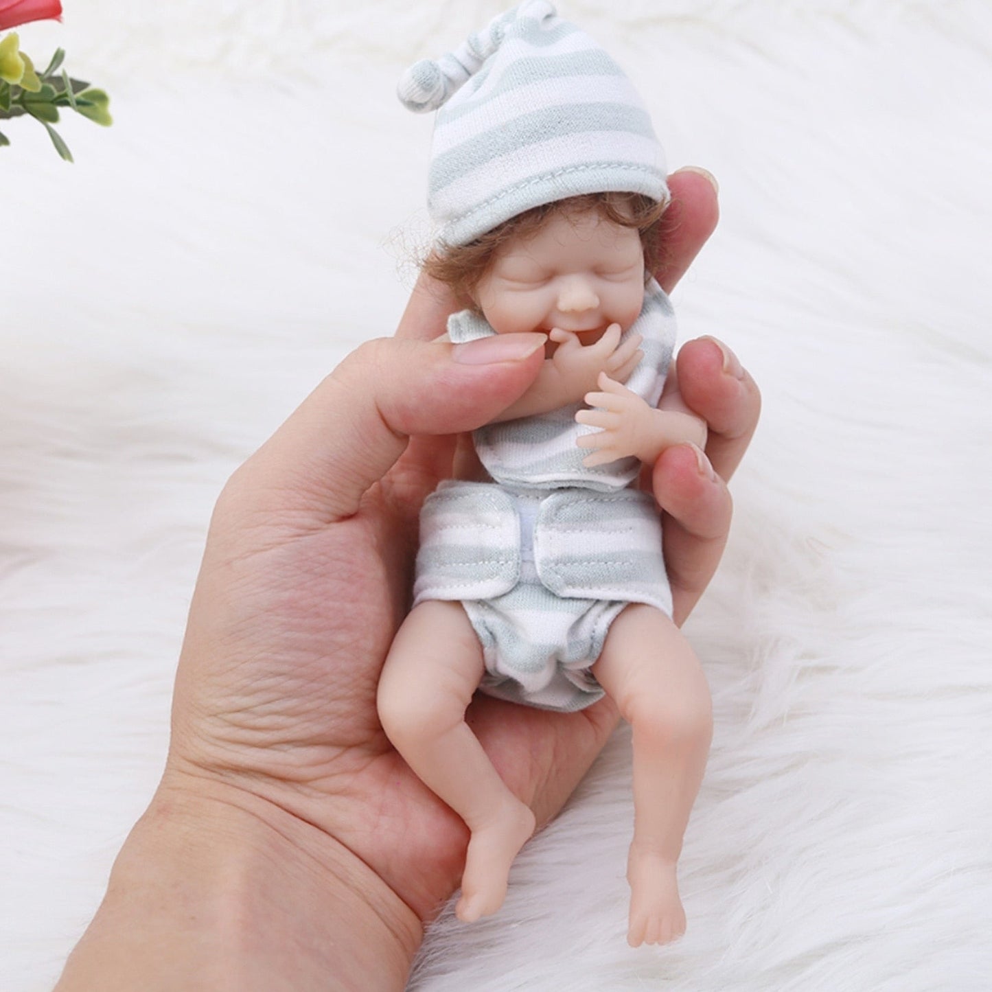 6 Inches 15cm April Sleeping Mini Reborn Doll