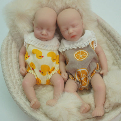 6 inches Closed Eyes Full Silicone Mini Reborn Doll Twins