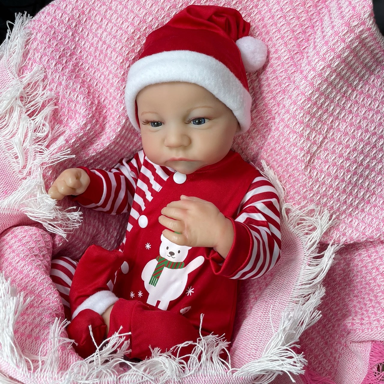 18 inch Lifelike Reborn Dolls with Christmas Clothes - Levi