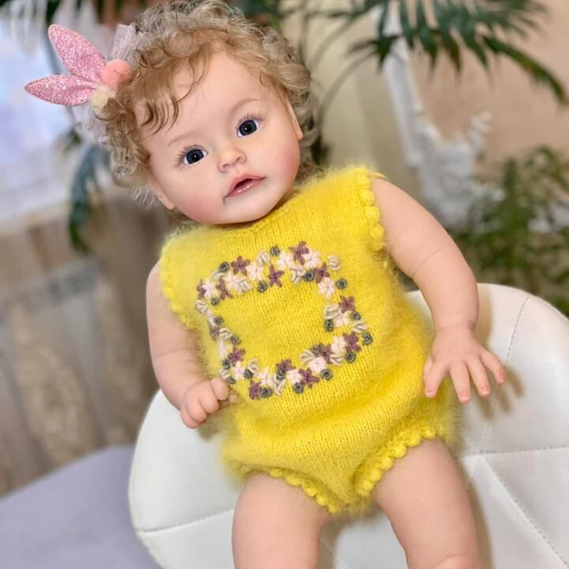 Julia 24 Inches Reborn Doll With Open Eyes And Blonde Hair - Suesue