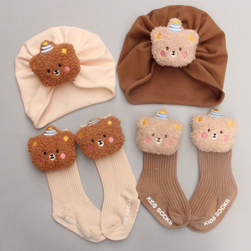 Little Bear Baby Hat and Socks 2 Piece Set