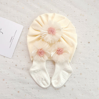 Lovely Lace Flower Baby Hat and Socks 2-Piece Set